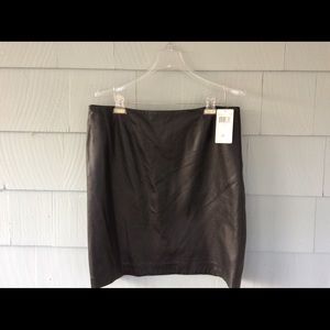 Dana Buchman black leather skirt, NWT